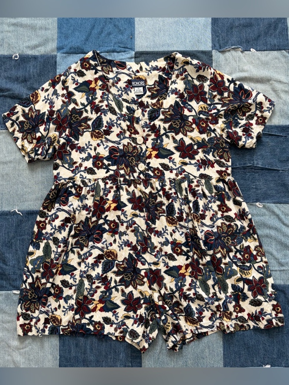 Vintage Honors floral romper jumpsuit cream primary colors size L buttoned up